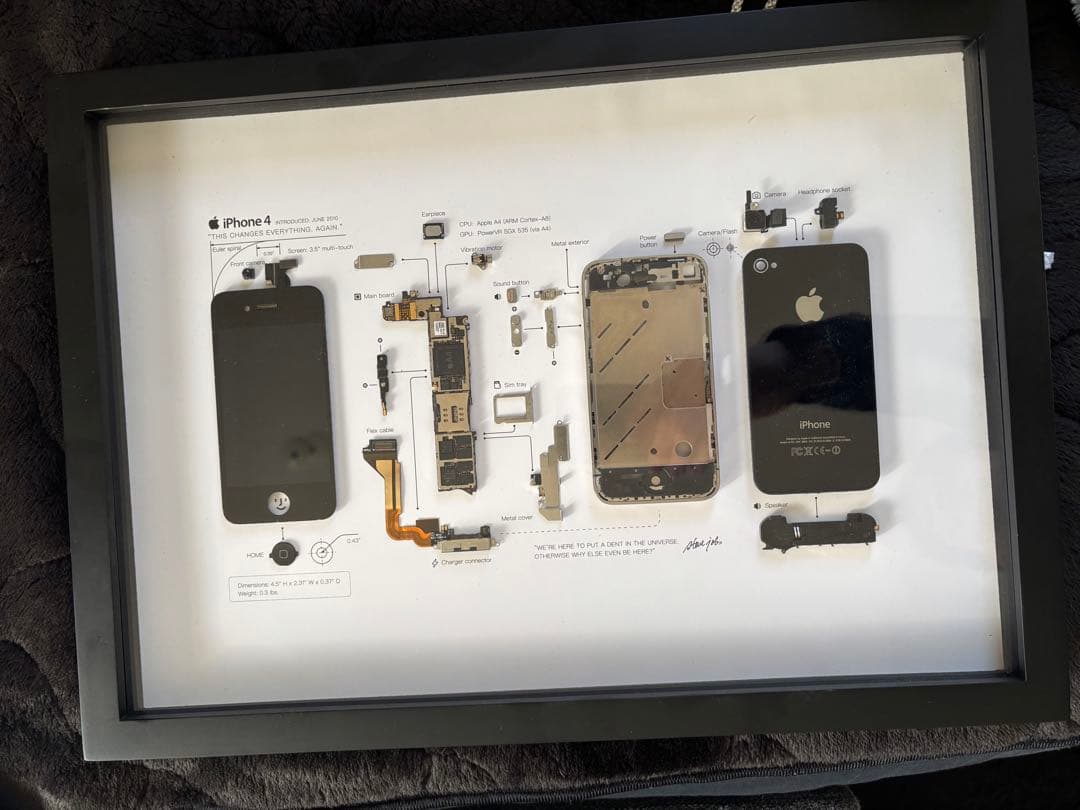 GRID® 4 グリッドスタジオ Apple iPhone4 分解アート 日本初上陸】iPhone分解アート作品を手掛ける「GRID STUDIO」が日本初