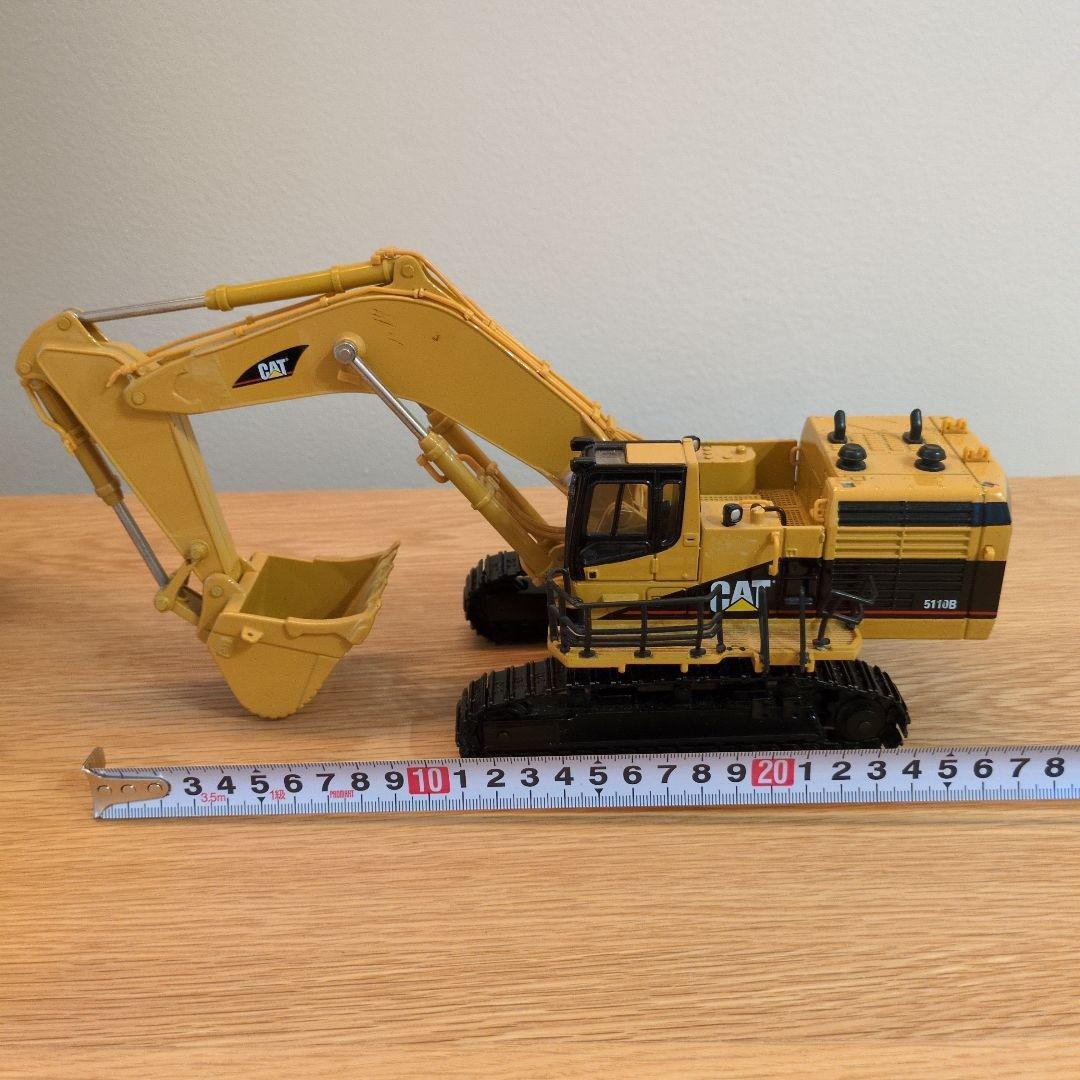 キャタピラー5110B バックホー 重機ミニチュア 模型 - メルカリ