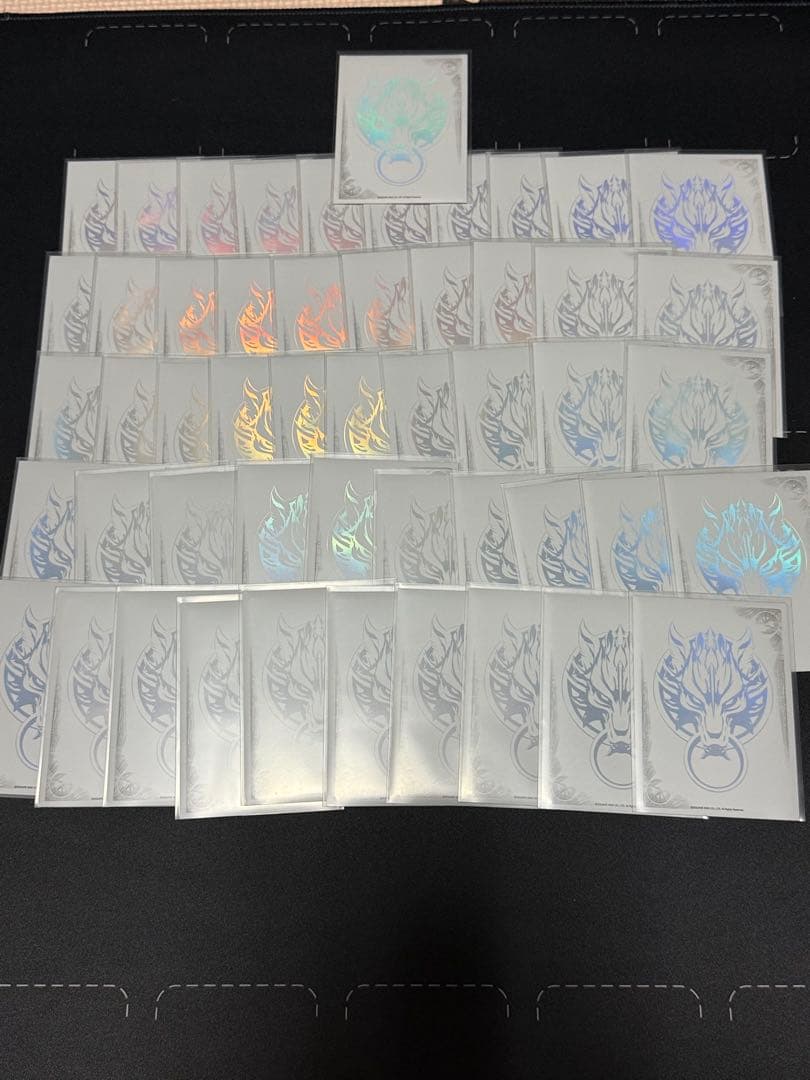 スリーブ　ファイナルファンタジー　クラウド　５１枚 スクウェア・エニックス（SQUARE ENIX） ファイナルファンタジー