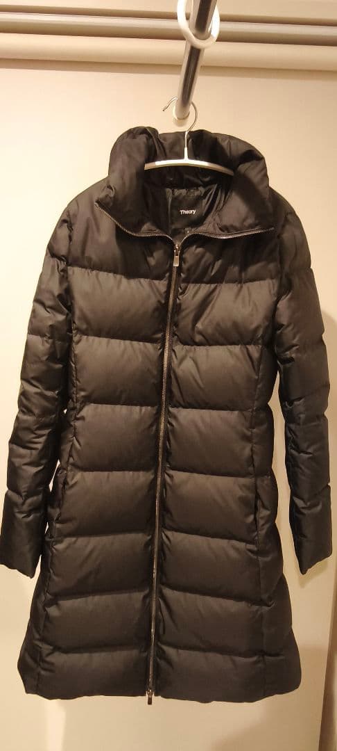 Theory ブラック ダウンジャケット Pサイズ