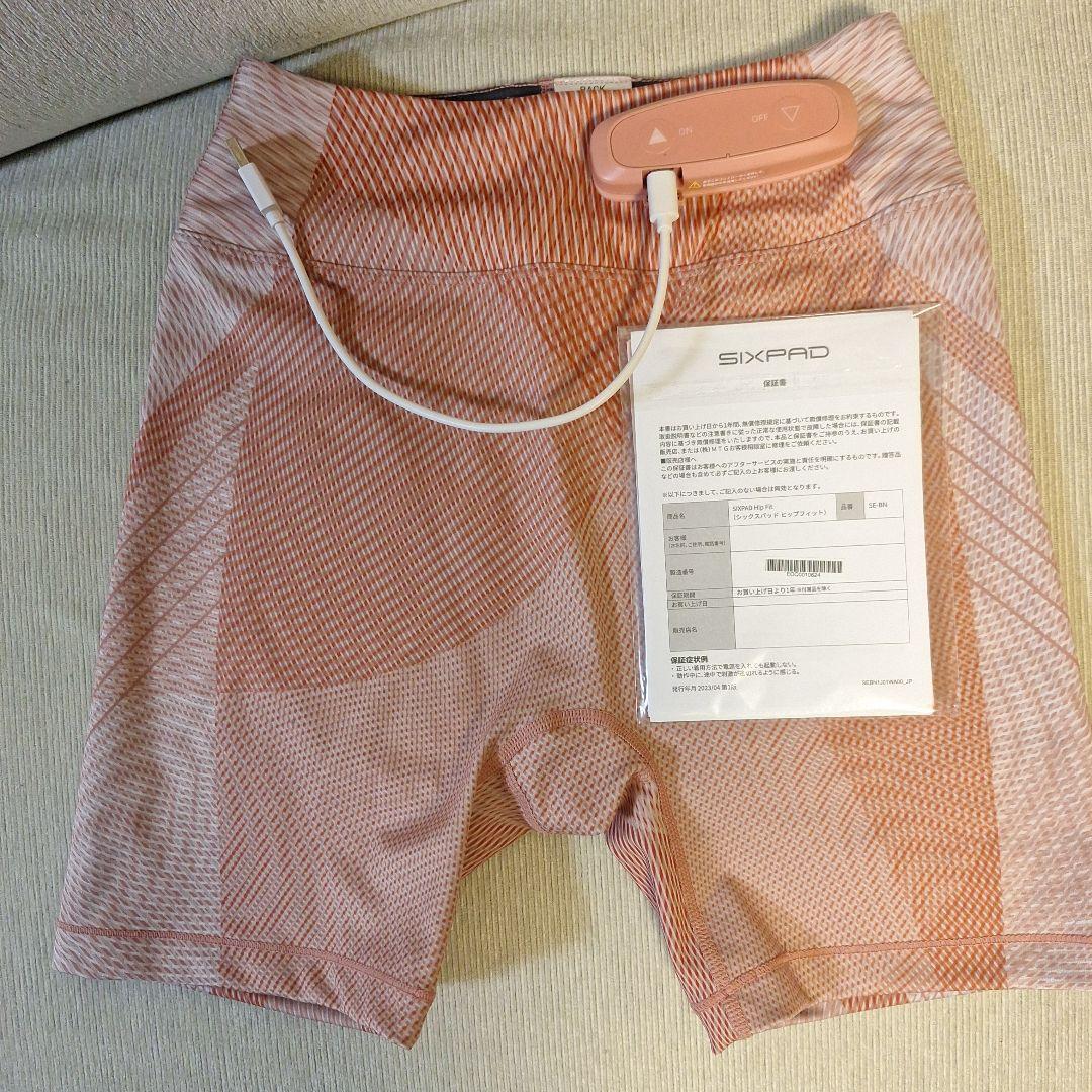 SIXPAD ヒップフィットサイズM（保証書/充電ケーブル付）