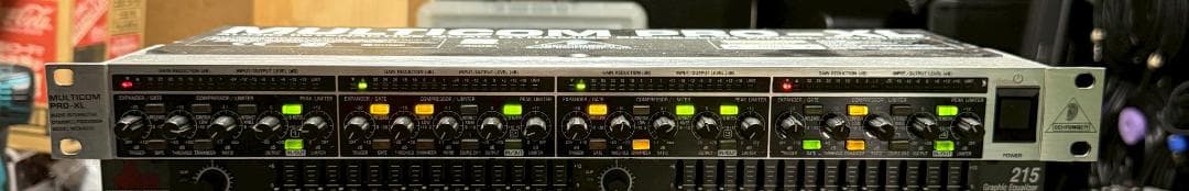 り*る様 BEHRINGER ベリンガー MDX4600 コンプレッサー 即購入