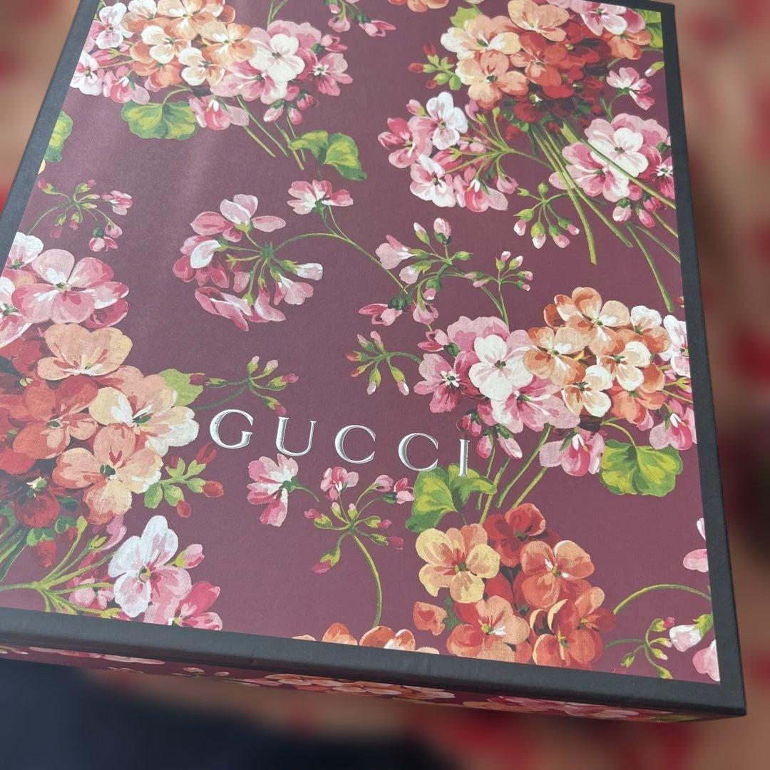 GUCCI 花柄トートバッグ❤️箱あり - メルカリ