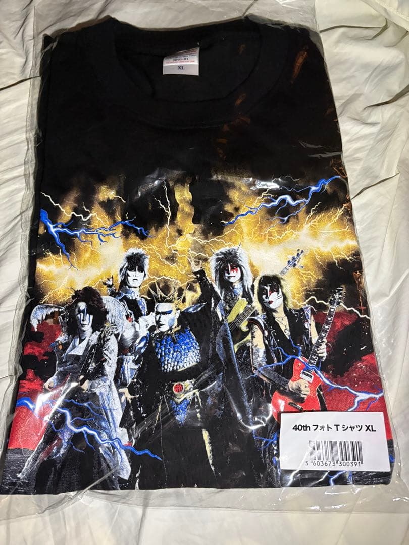 ☆新品未使用☆聖飢魔II 40th フォト Tシャツ XL - メルカリ