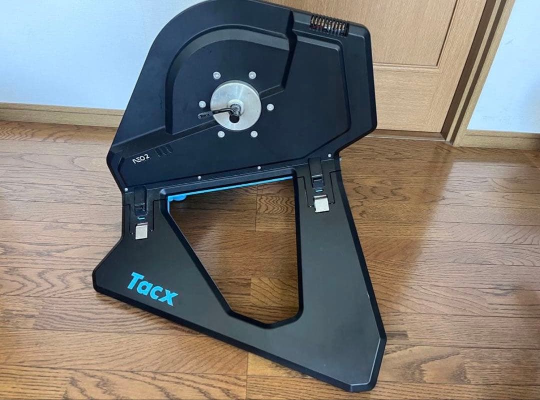 Tacx Neo2 ローラー台