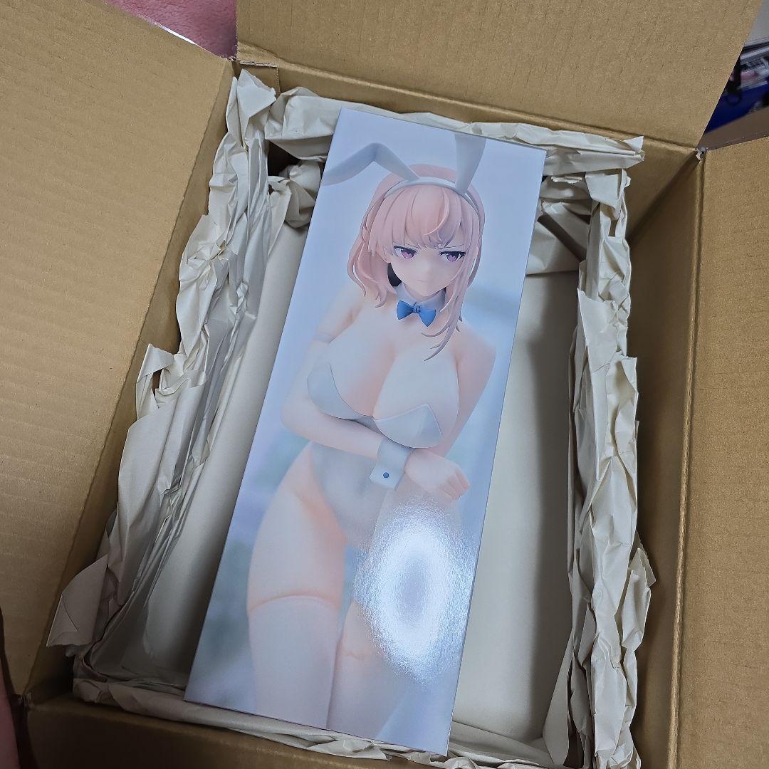 未開封　白バニー夏芽　フィギュア