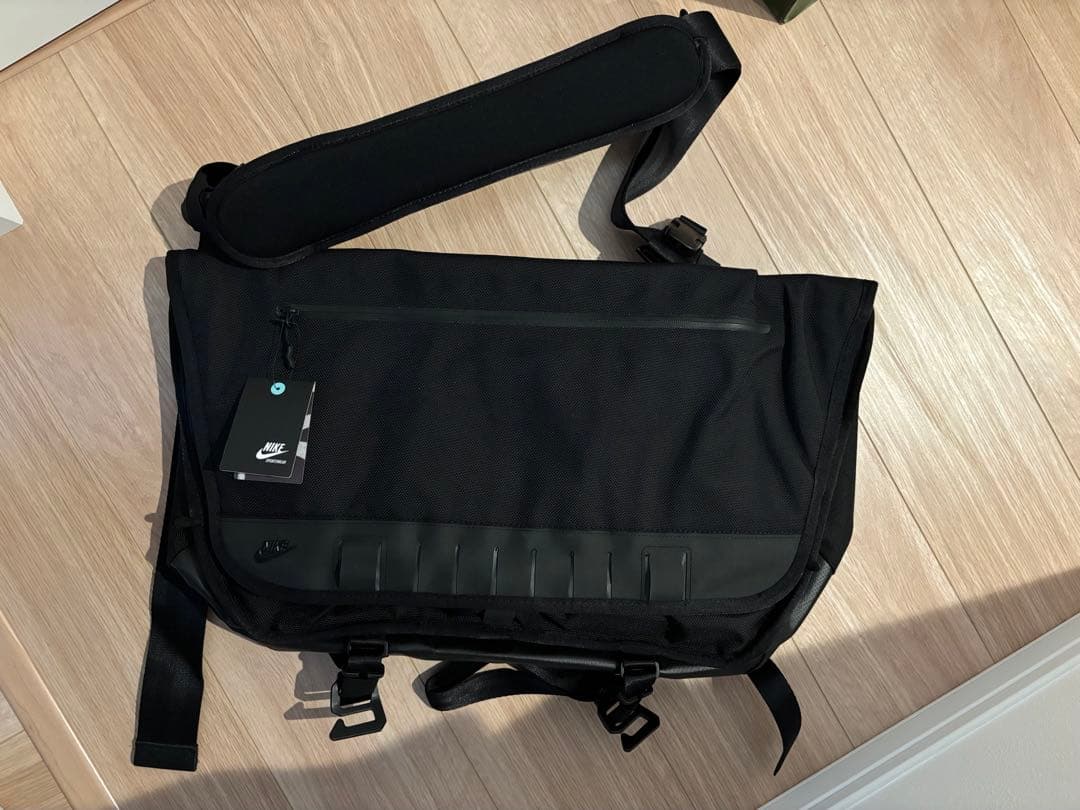 jkg様！deadstock NIKE メッセンジャーバッグ