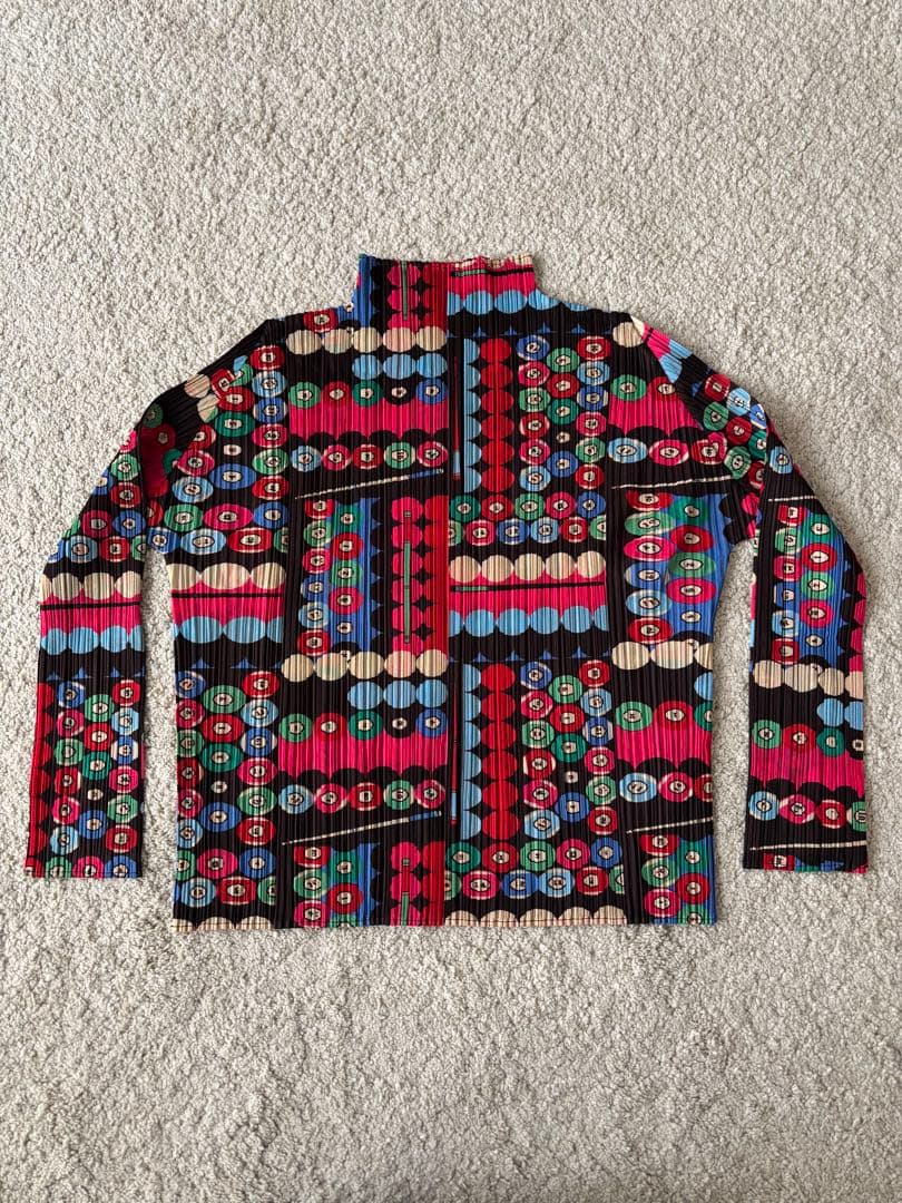 ⑨美品プリーツプリーズ　イッセイミヤケ　　サイズ3