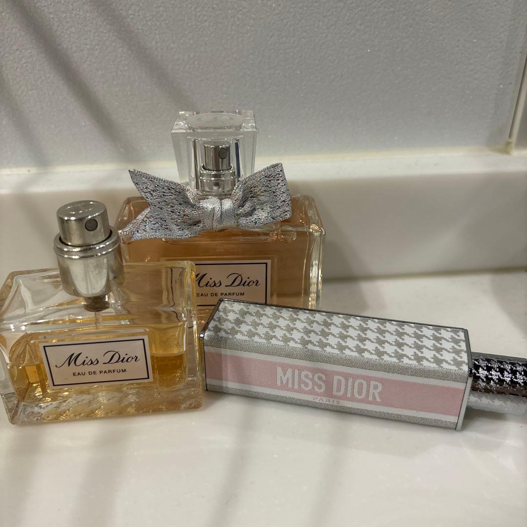 Miss Dior Eau de Parfum スティックフレグランス香水