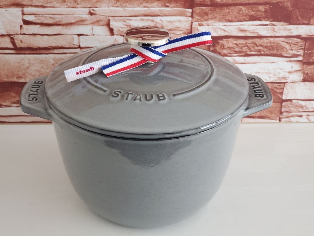 【美品】STAUB ラ・ココットde GOHAN