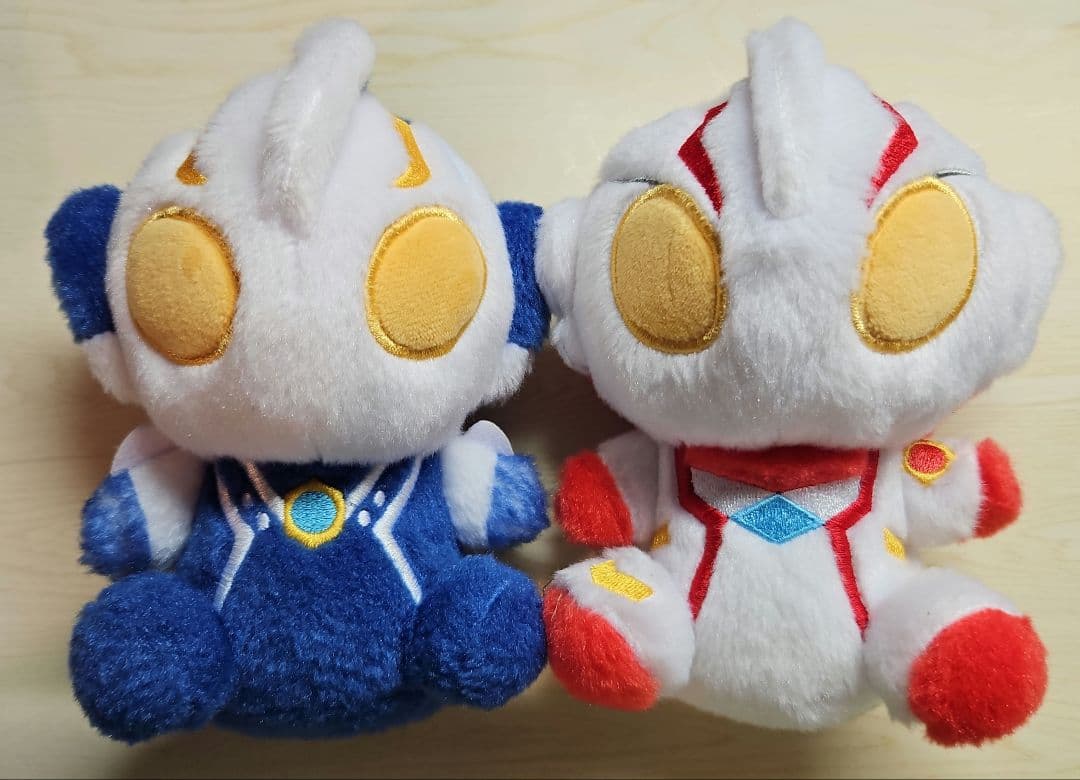 ウルトラマンメビウス ウルトラマンヒカリ ふわふわ M78 お座りぬいぐるみ