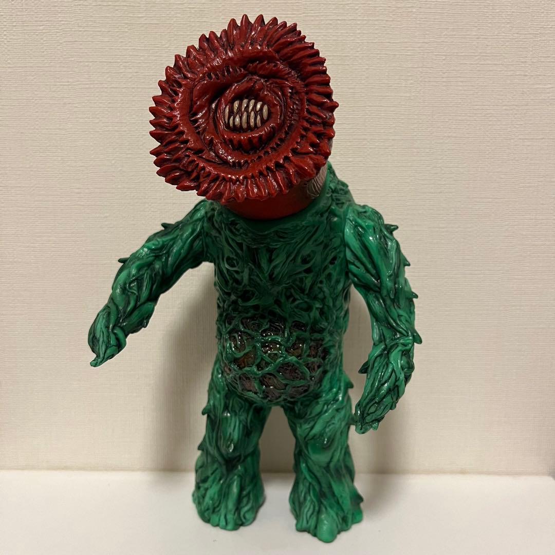 ソフビ 暗黒エンターテイメント 植物怪獣 乙式 ビオランテ ゴジラ 墓場