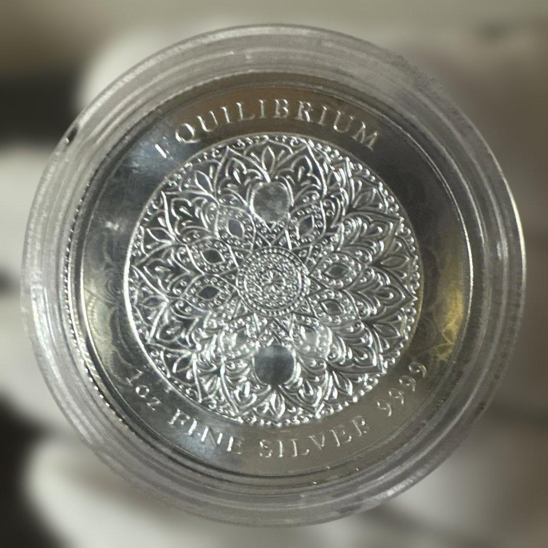 2023年 ニウエ「均衡・イクイリブリアム」純銀 1オンス 銀貨 2023 ニウエ イクイリブリアム 均衡 純銀99 99 コイン 1オンス 1枚