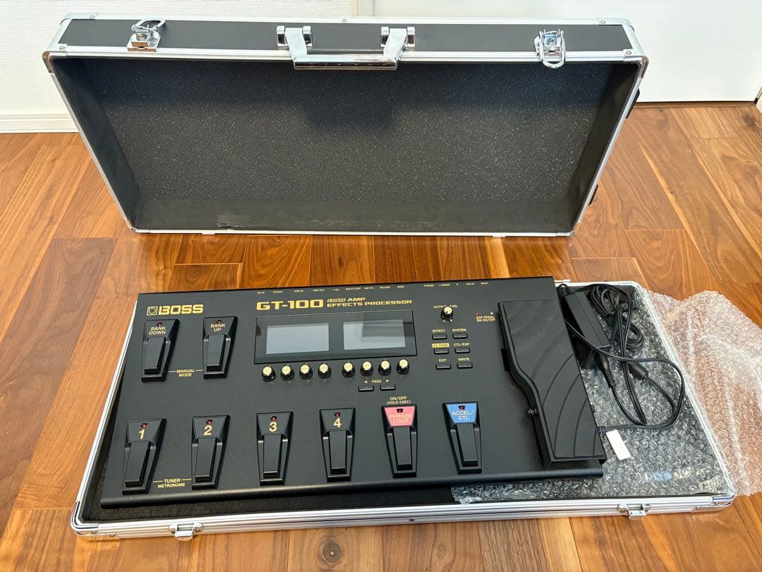 BOSS GT-100 アダプター　ハードケース