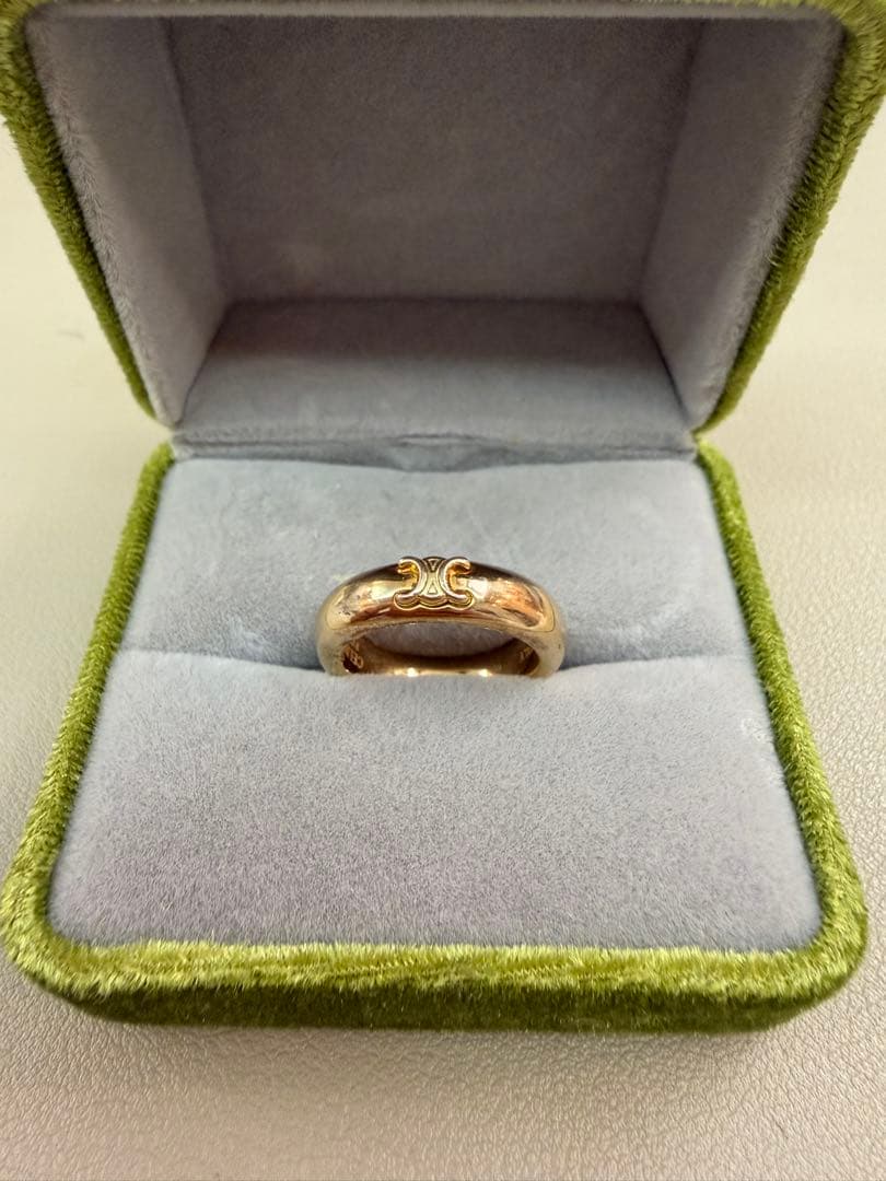 CELINE セリーヌトリオンフ モチーフ ゴールドカラー リング　ロゴ