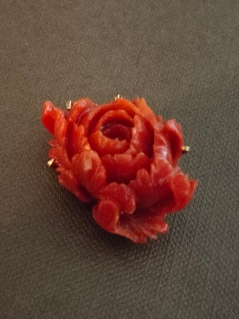 血珊瑚 バラのブローチ18k 楽天市場】ミス珊瑚 ブローチ ピンク サンゴ さんご ダイヤ 18金 K18