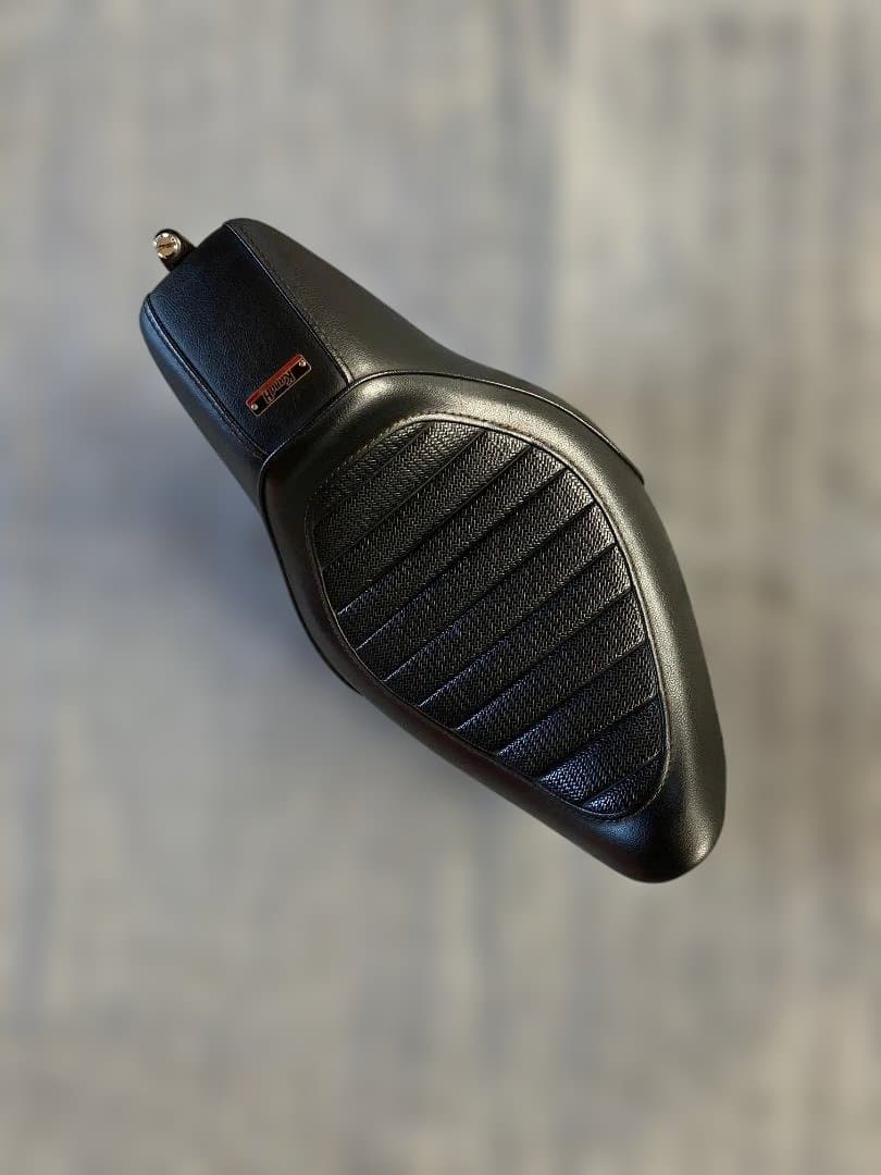 ハーレーダビッドソン　K＆H　ソロシート 200㎜タイヤ用