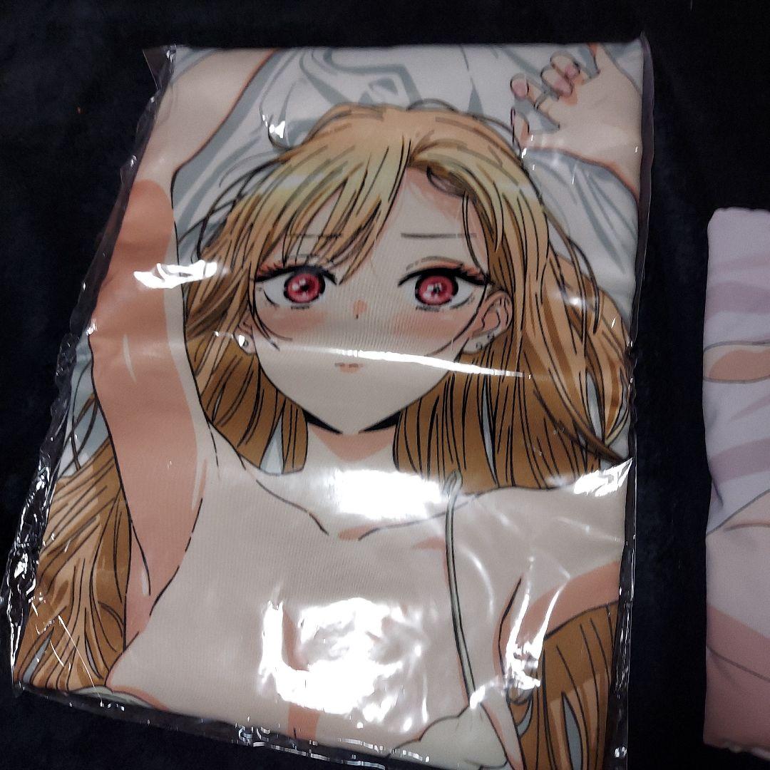 その着せ替え人形は恋をする　抱き枕カバー