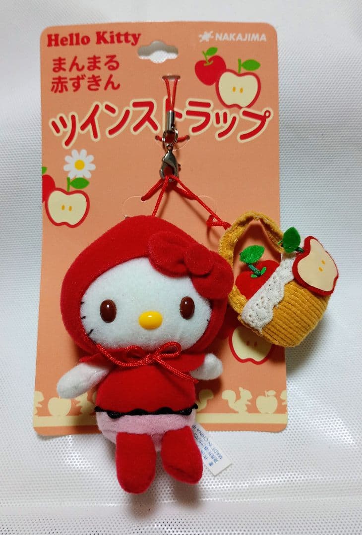 ハローキティ　まんまる 赤ずきん 　ツインストラップ