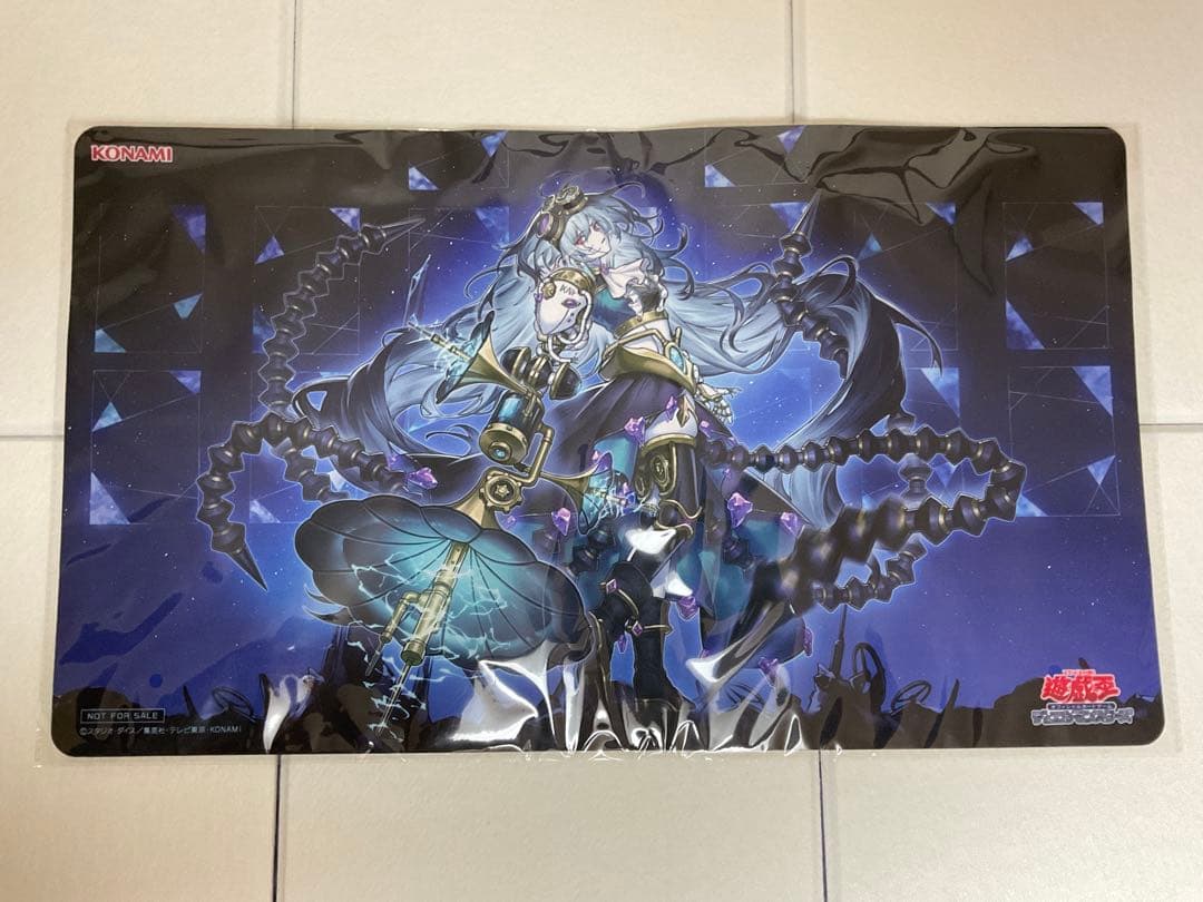 遊戯王 麗しき磁律機壊 プレイマット 未使用 未開封 遊戯王 麗しき磁律機壊 ジロフソニア・ゴルゴーン プレイマット