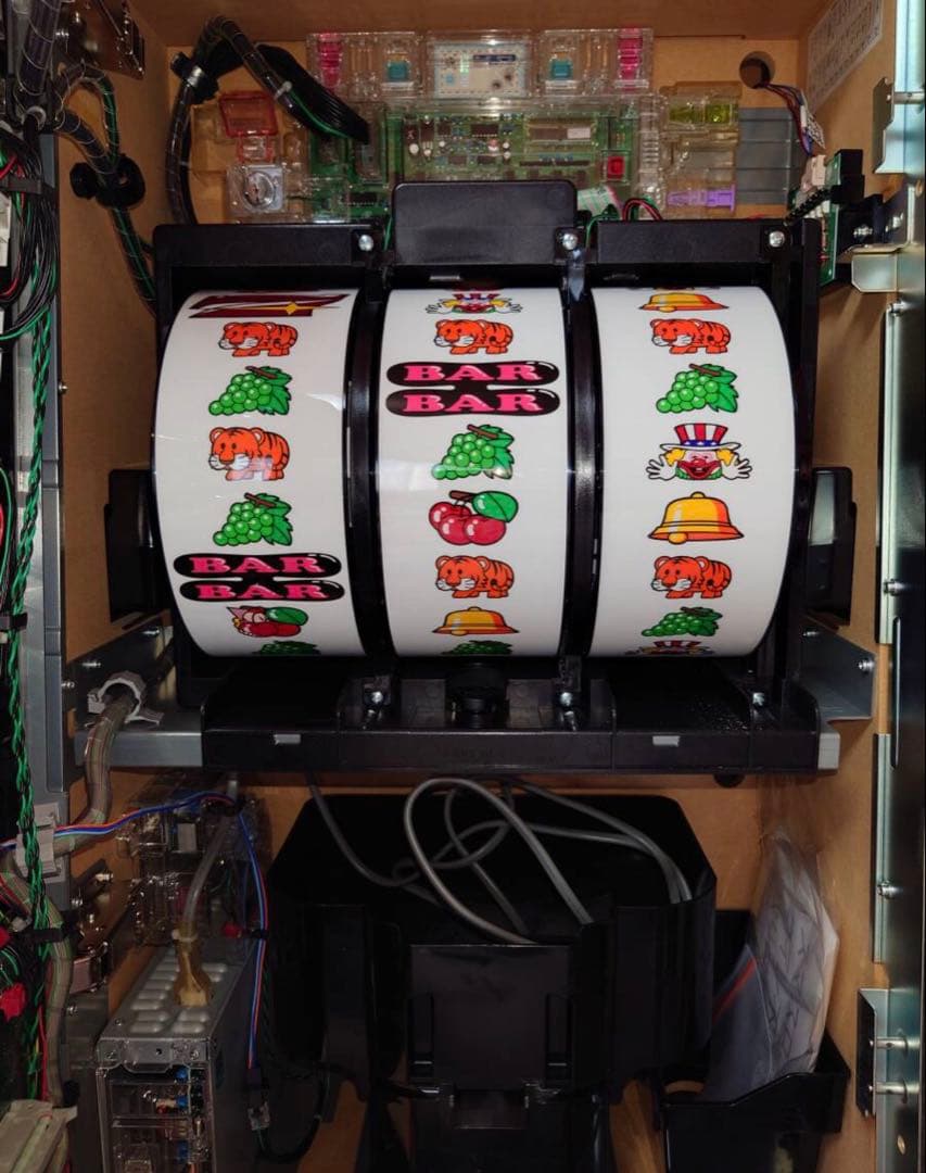 送料無料 現行6号機 マイジャグラー5 スロット 実機 家スロ 家庭用電源