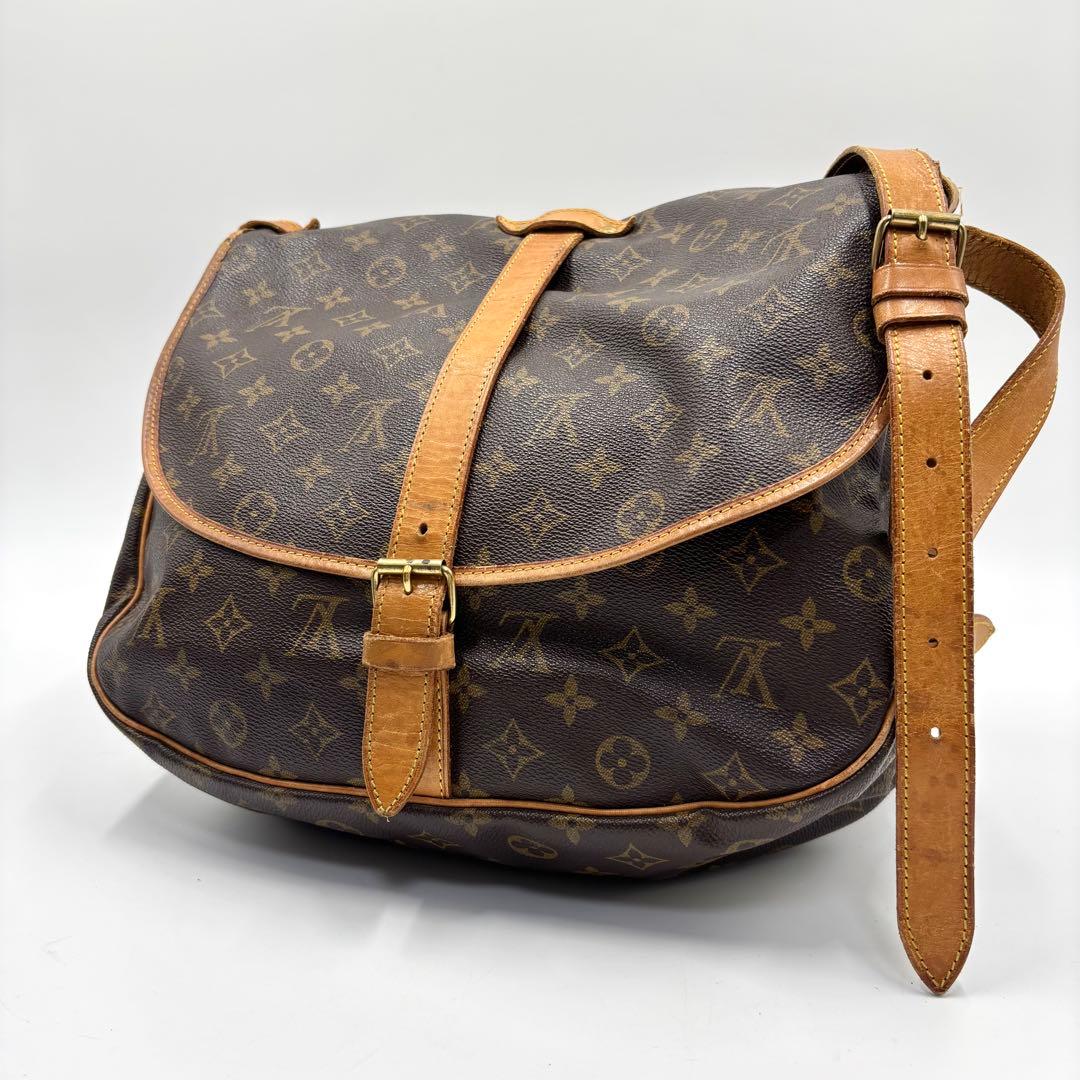 LOUIS VUITTON ルイヴィトン ソミュール ショルダーバッグ