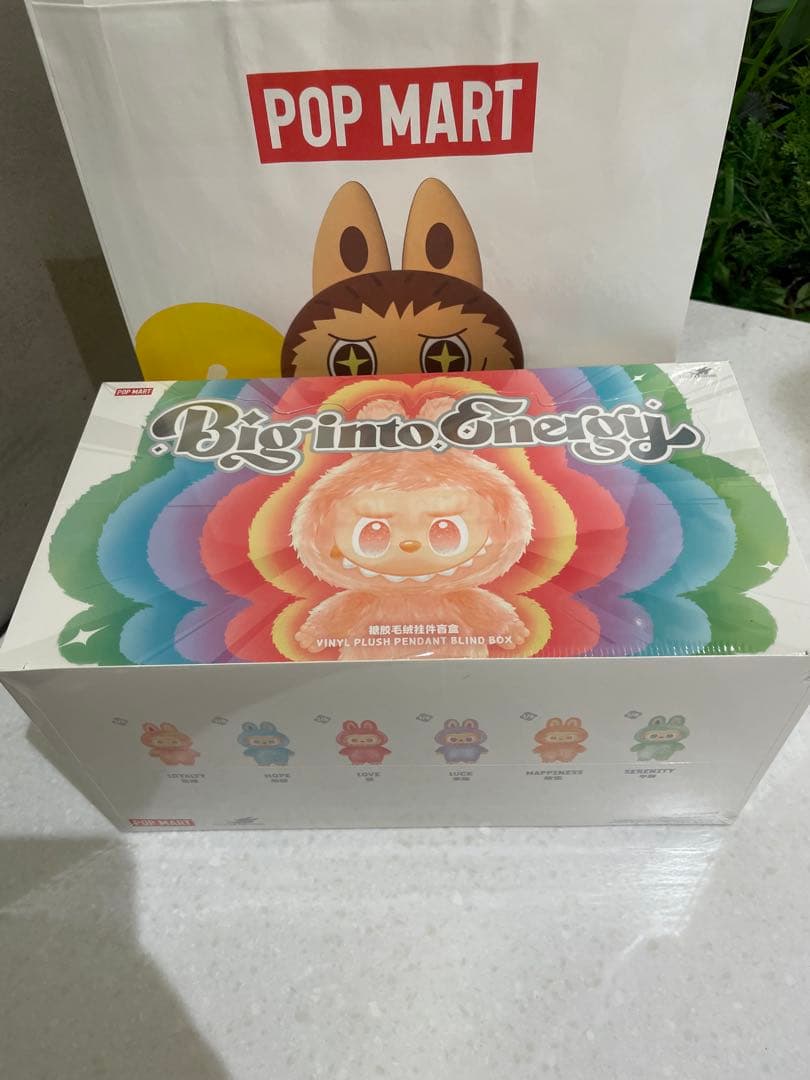 LABUBU Big into Energy ぬいぐるみ 新品 未開封