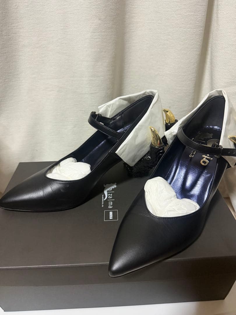 hazama ハザマ 惹きずり込まれる運命のパンプス ゴジラ - メルカリ