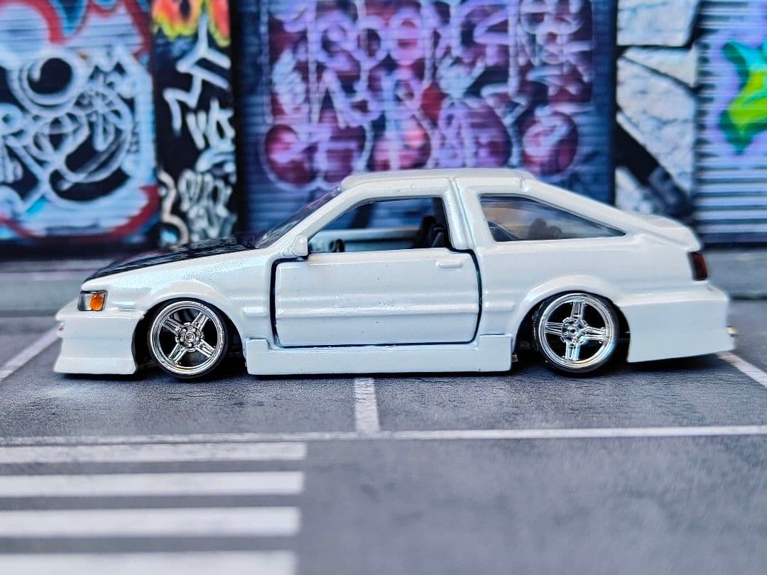 トミカ改造 トヨタ レビン フルエアロ プレミアム白 ☆深リム ☆ホット