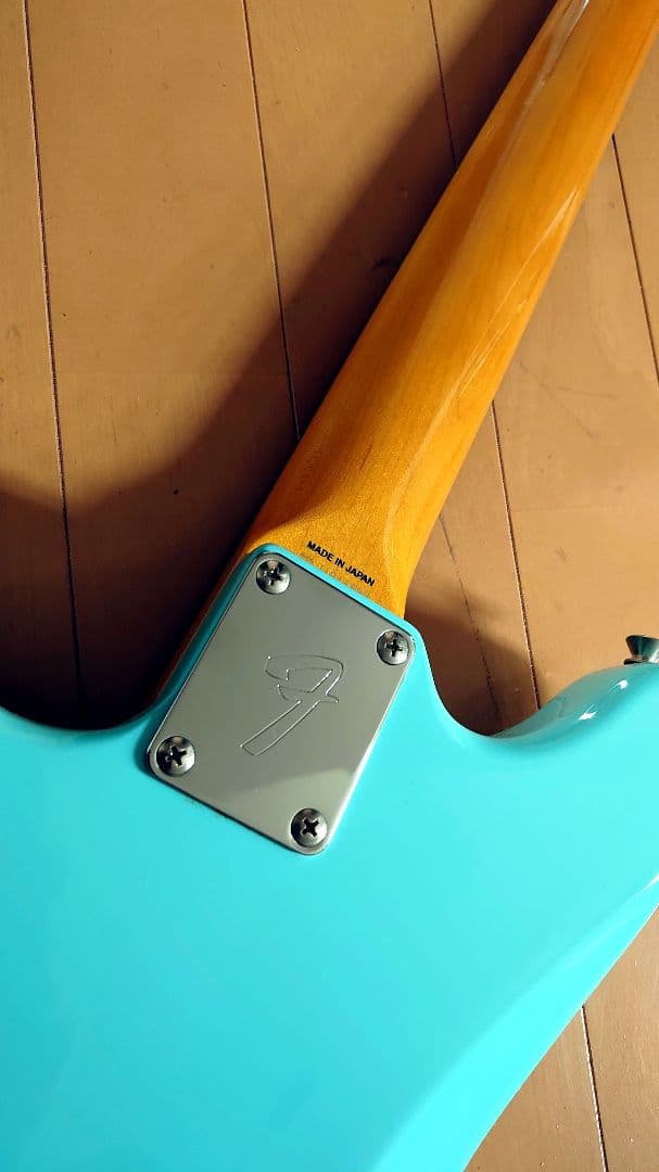 ☆Fender Japan ムスタング☆カートコバーン MG69☆ - メルカリ