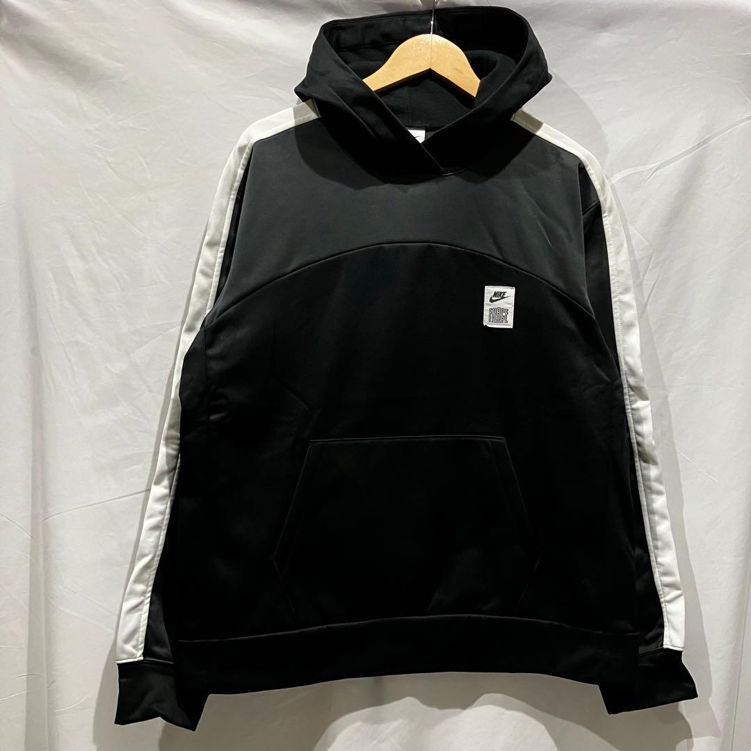 新品未使用 ナイキプルオーバーパーカー& トミーヒルフィガー ナイロンジャケット