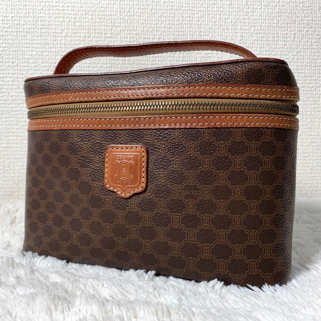 美品　セリーヌ　バニティバッグ　ポーチ　 マカダム柄 レザー