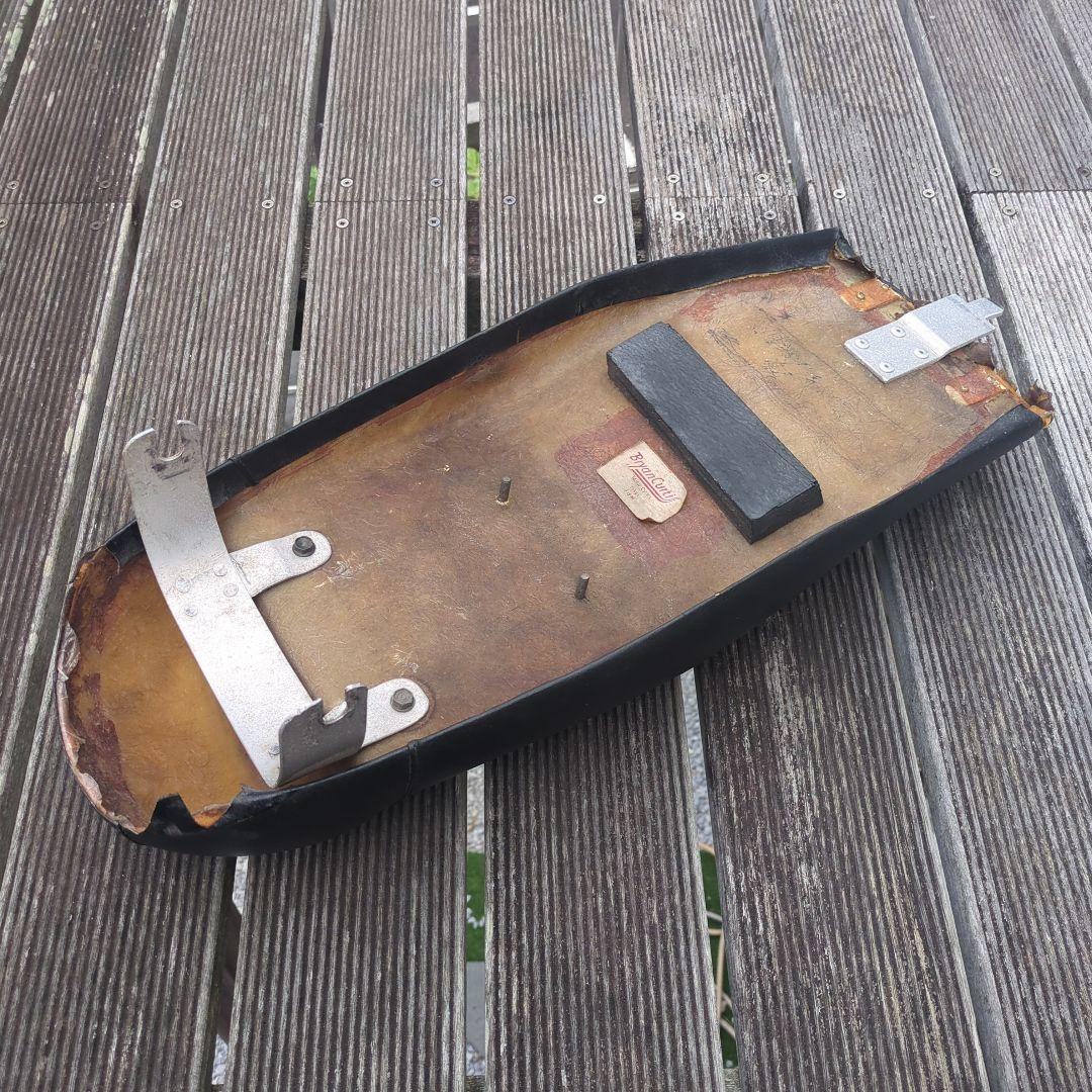 コレクター向け コレクター向け Bryan Curtis カフェレーサー バイク