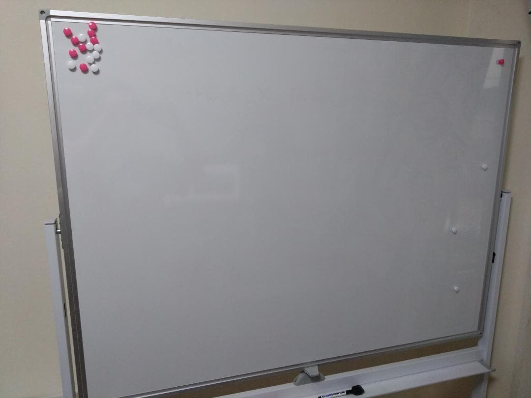 ほぼ新品 ホワイトボード 脚付き 両面 1200×900 ホーロー 国産 無地 両面脚付きホーロー板面ホワイトボード 無地 幅1200 高さ905 WHR-1290