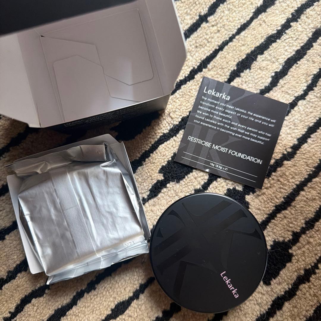 新品未開封Lekarka RESTROBE MOIST FOUNDATION