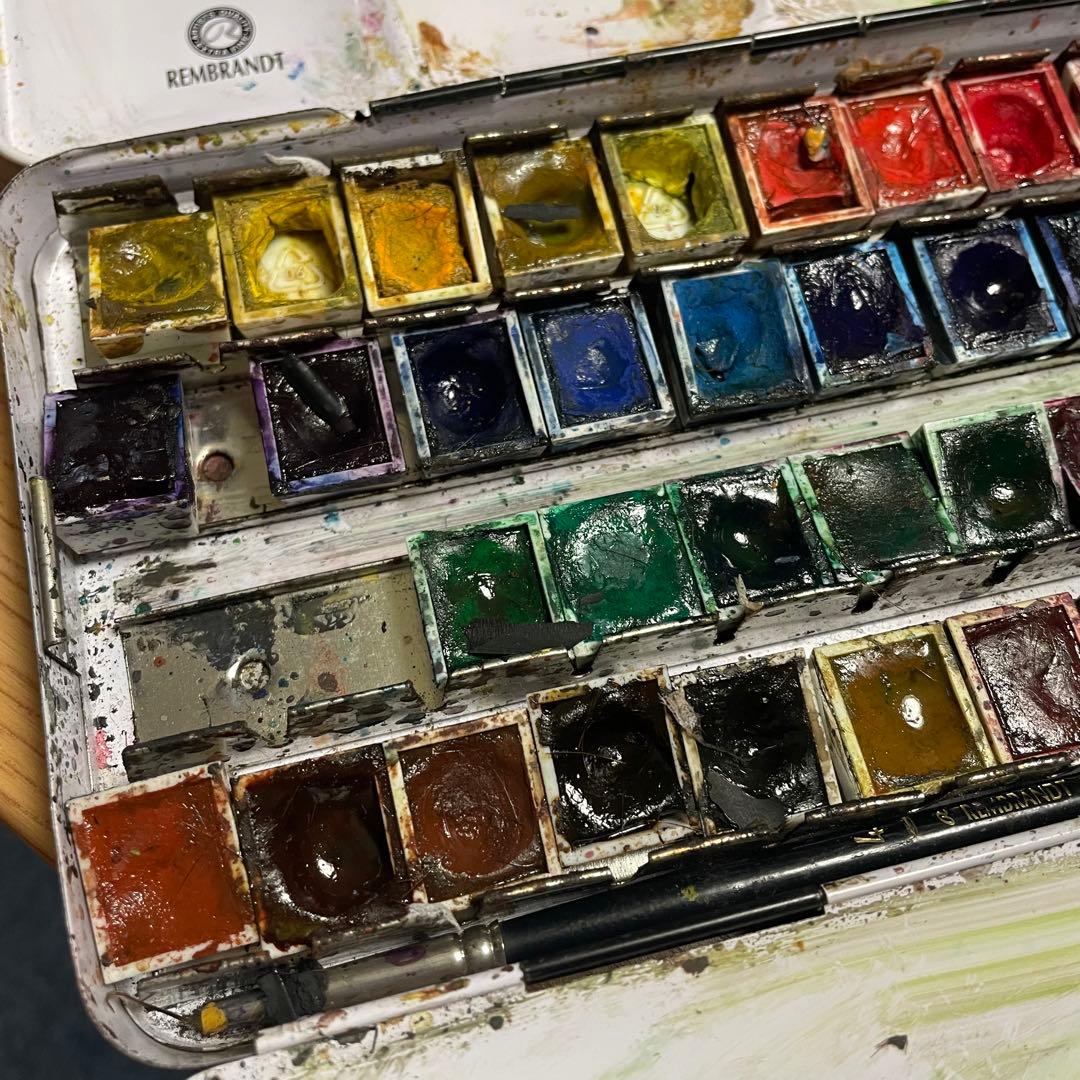 レンブラント 固形水彩 絵の具 中古 43色あります - メルカリ