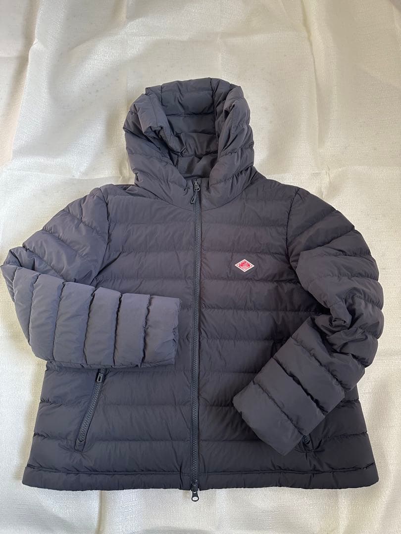 ダントン　ミドルダウンフードジャケット　黒