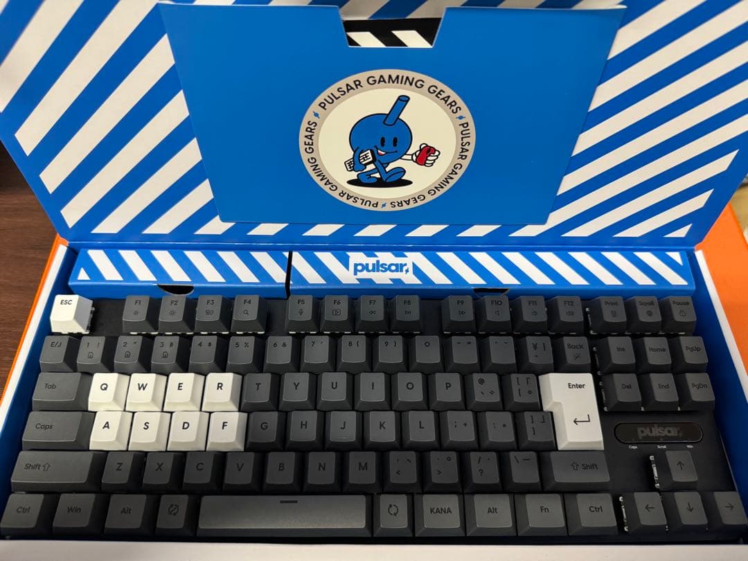 Pulsar PAMK 2 HE TKL ゲーミングキーボード