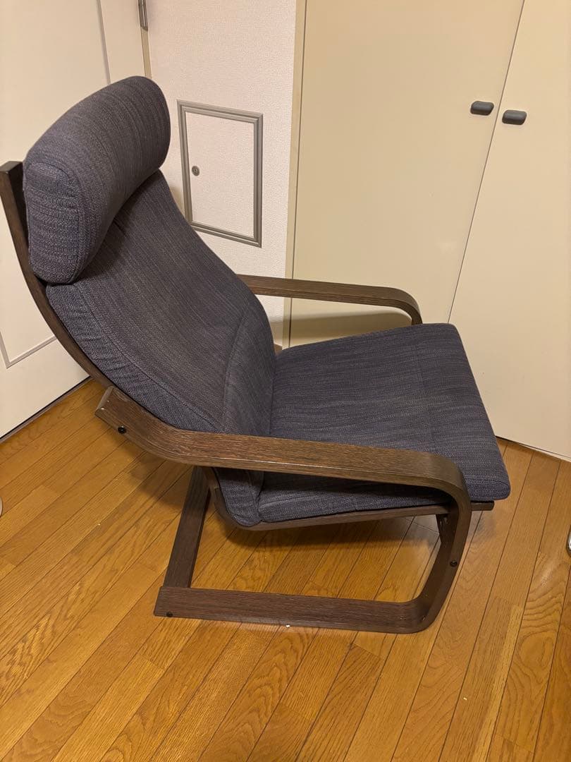 最終値下げ‼️IKEAポエング　グレー チェアオットマン(東京近隣組立済　直配可) POÄNG ポエング パーソナルチェア＆オットマン, バーチ材突き板