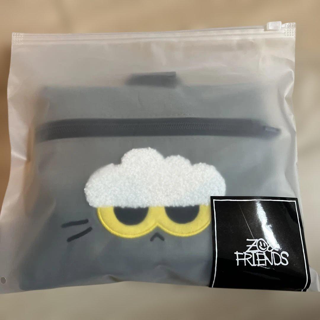 G-DRAGON ZO&FRIENDS ZOA ジヨン トラベルバッグ - メルカリ