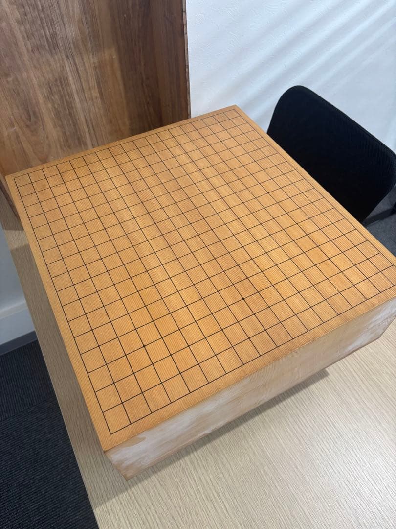 木製囲碁盤 標準サイズ 丸脚デザイン 本榧1.5寸卓上碁盤セット（ハギ盤・上） | 前川榧碁盤店