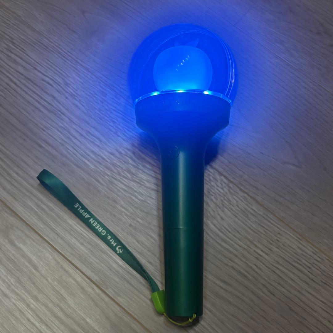 1回使用】MGA Official Light Stick - メルカリ