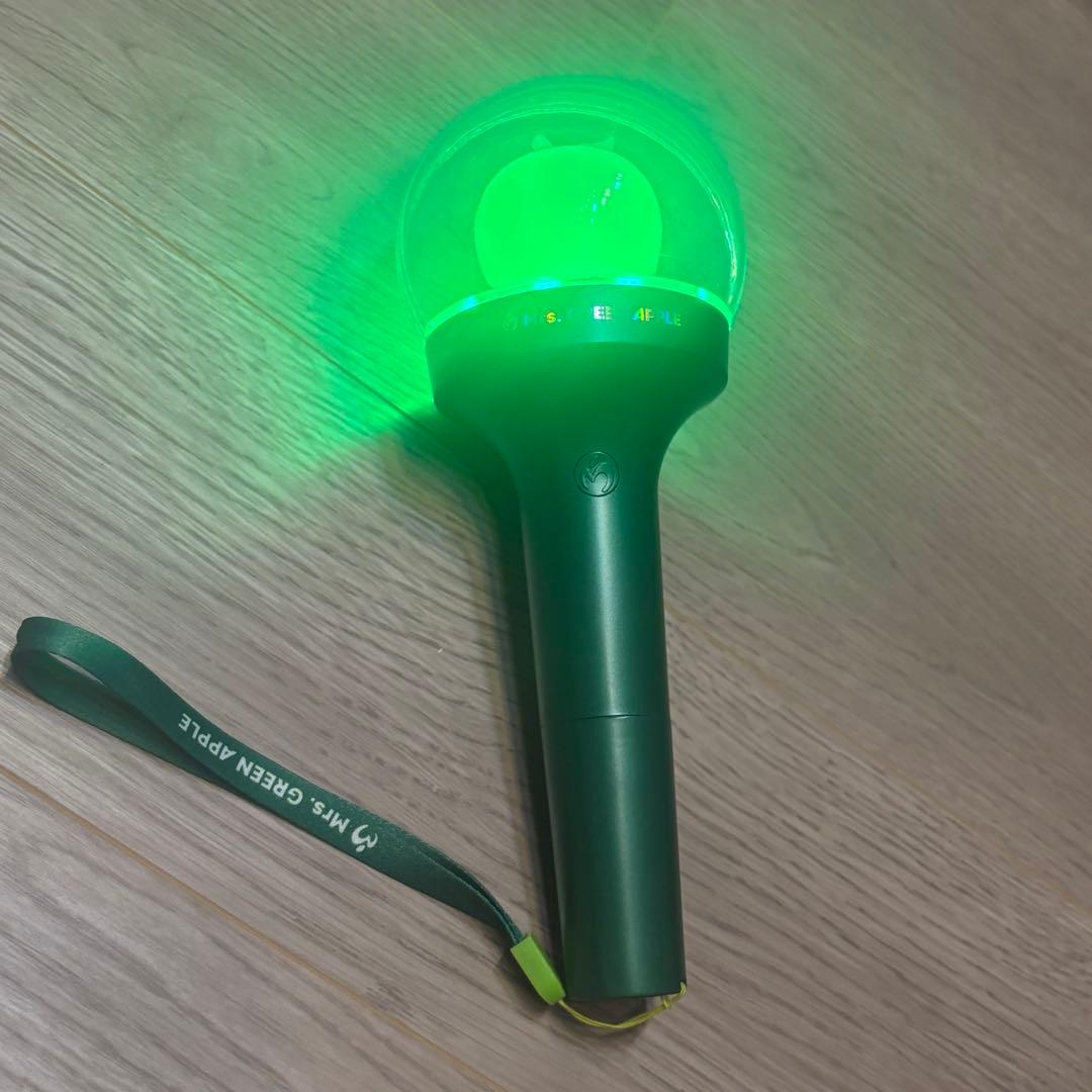 1回使用】MGA Official Light Stick - メルカリ