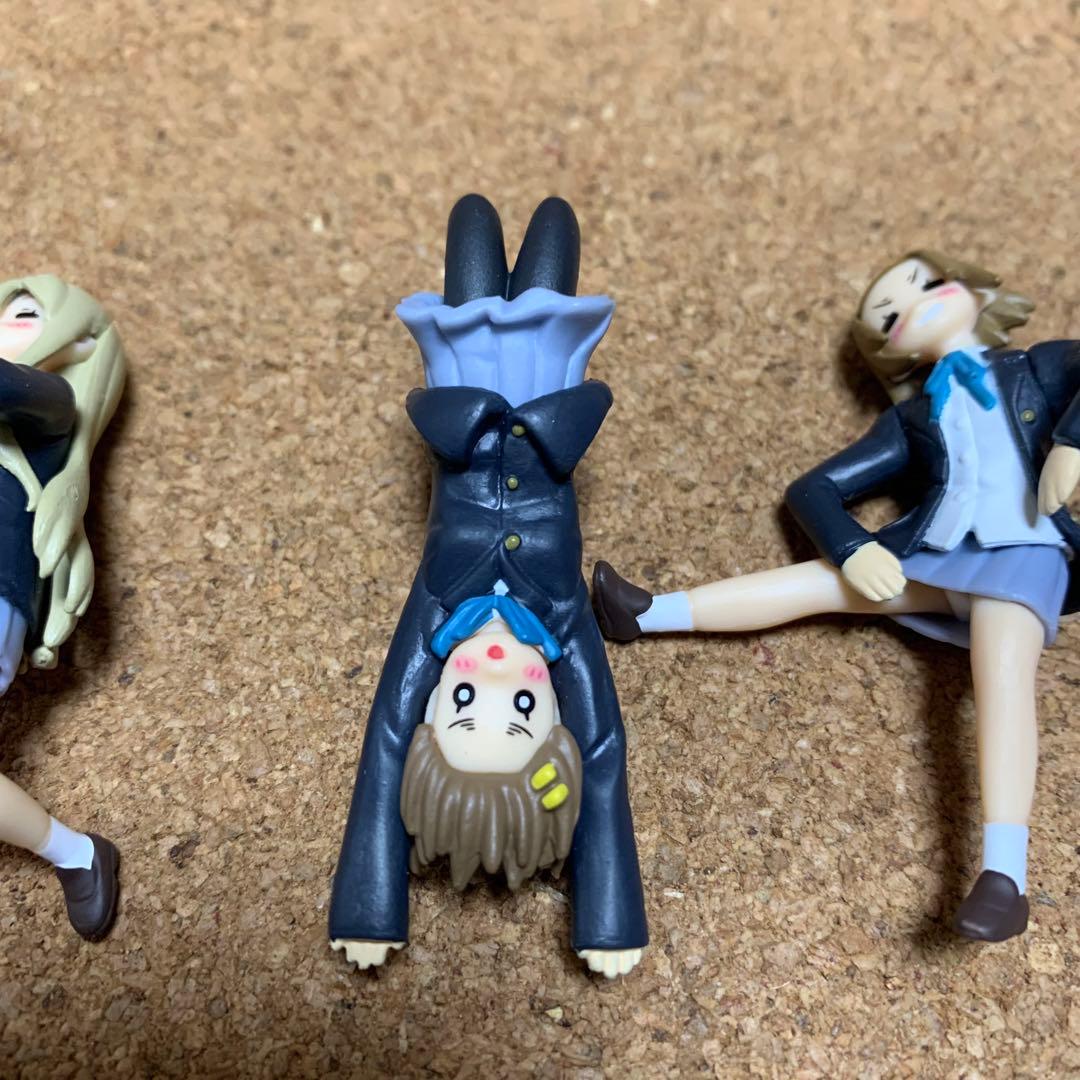 ティータイムのけいおん フチ子 - メルカリ