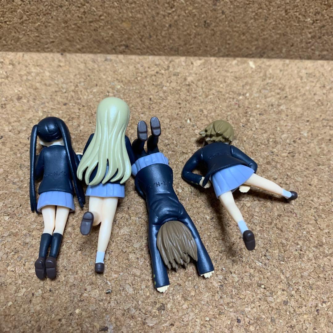 ティータイムのけいおん フチ子 - メルカリ