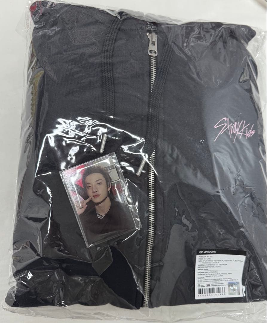 StrayKids スキズ　POPUP Do it フーディ　トレカ付き