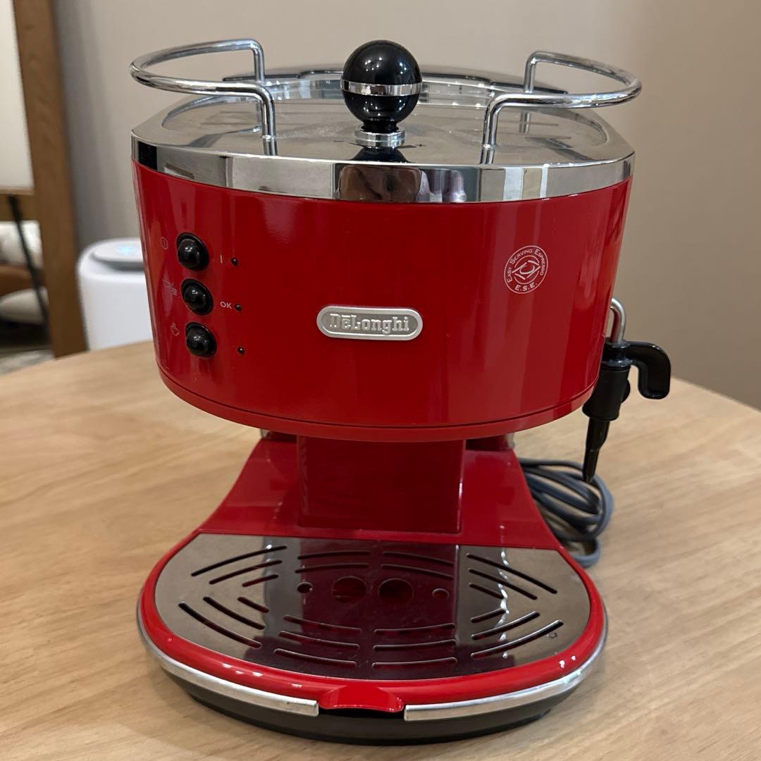 デロンギ　エスプレッソ、カプチーノメーカー　ECO310