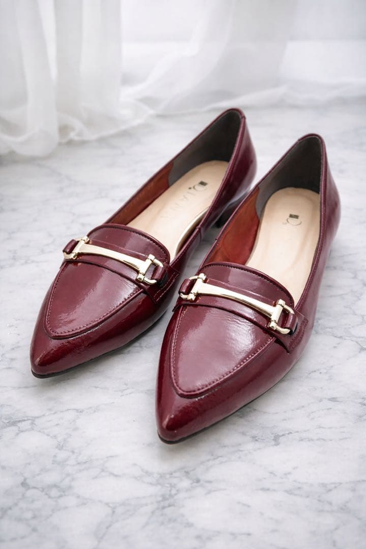 DIANA エナメルローファー 22cm ワインレッド 美品 ポインテッドトゥ