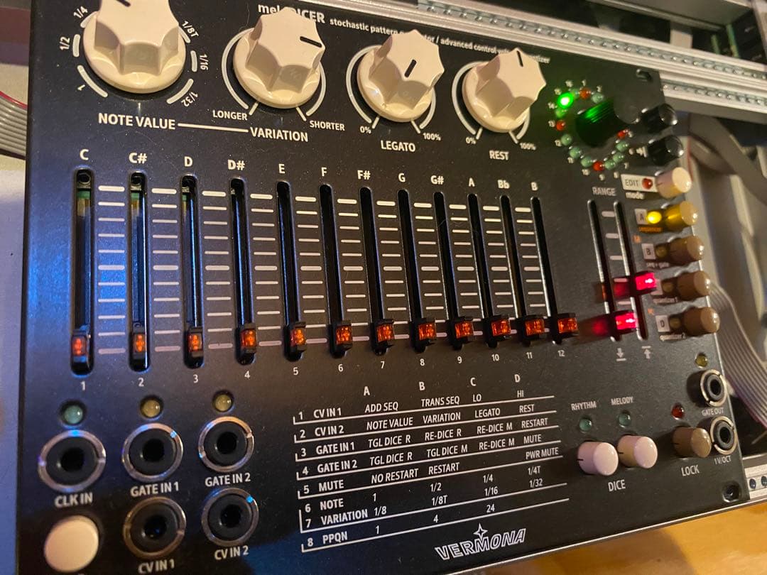 meloDICER Vermona モジュラーシンセ