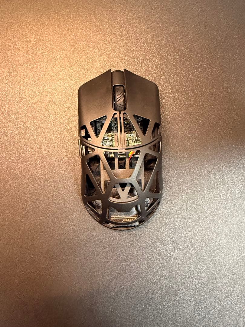 WLMOUSE BeastX Pro black サイド穴無し ジャンク WLMOUSE Beast X Pro (3950モデル) /OMRON /Black /サイド穴なし Beast